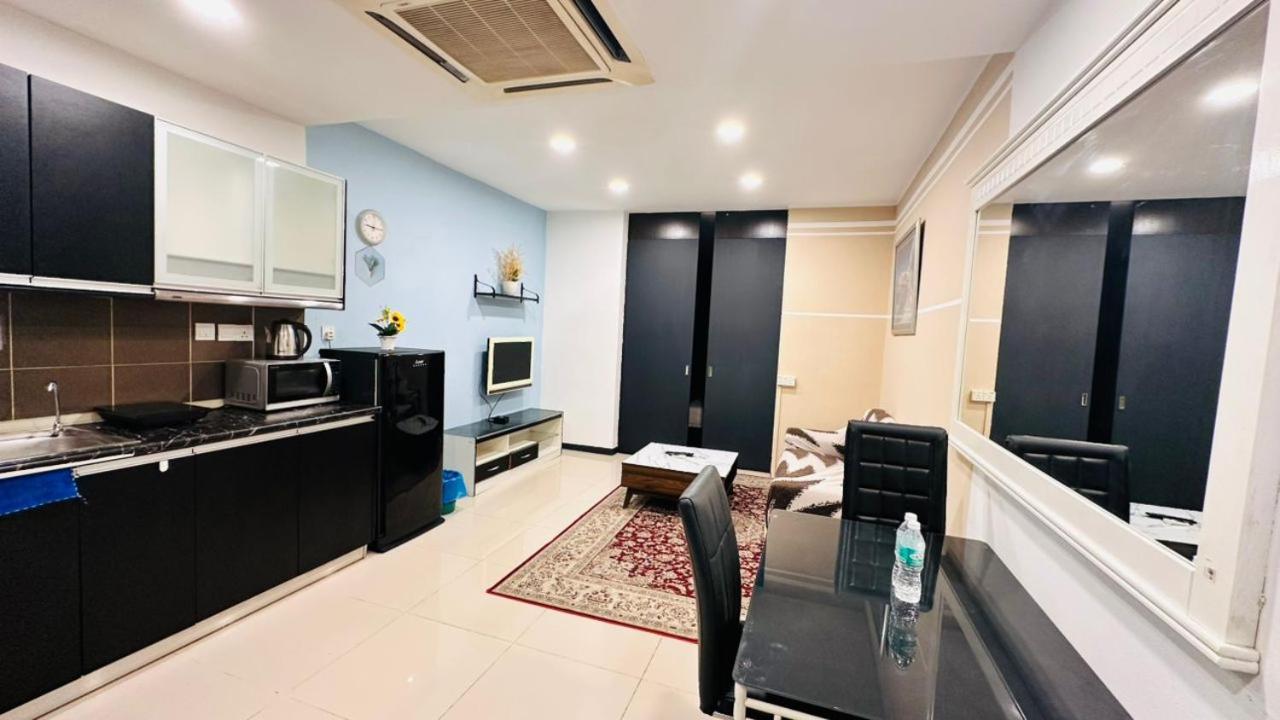 Taragon Service Apartment Kuala Lumpur Exterior photo