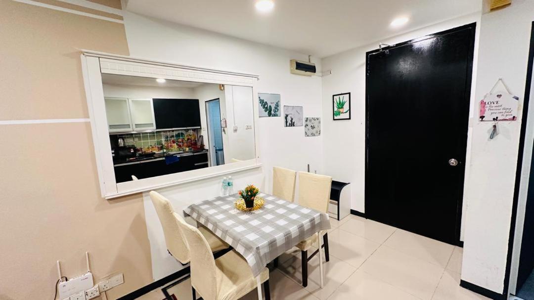 Taragon Service Apartment Kuala Lumpur Exterior photo