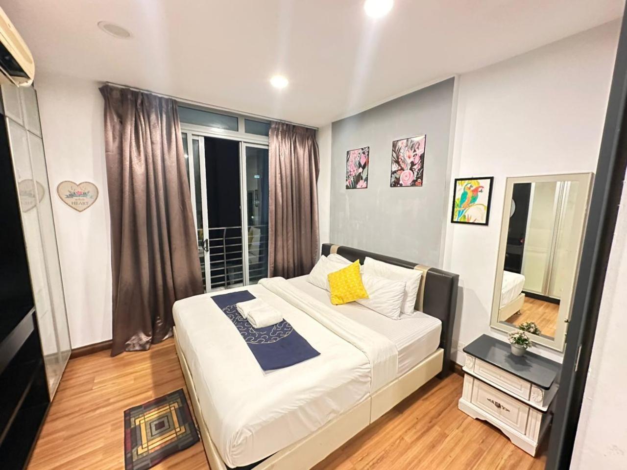 Taragon Service Apartment Kuala Lumpur Exterior photo
